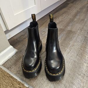 Dr .Martin's 2976 quad retro black boots.